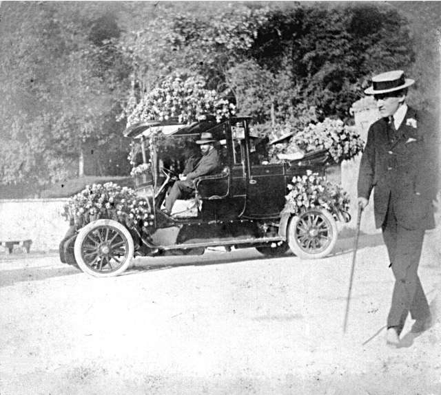 Nozze in automobile